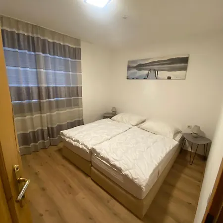 Lukas Appartement *