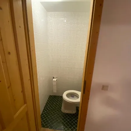 Lukas زيل أم سي